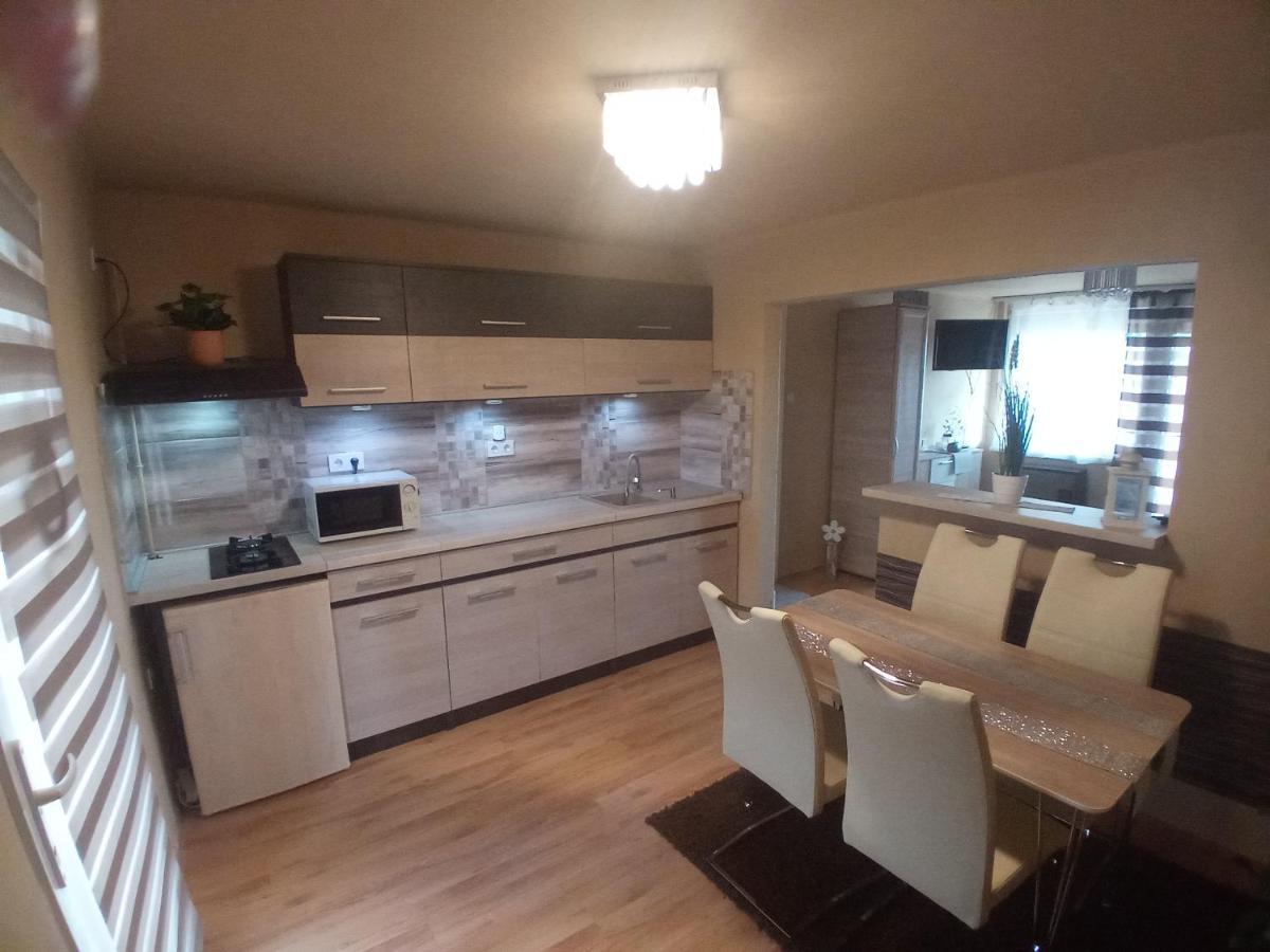 Erna Apartman Zalakaros Eksteriør billede